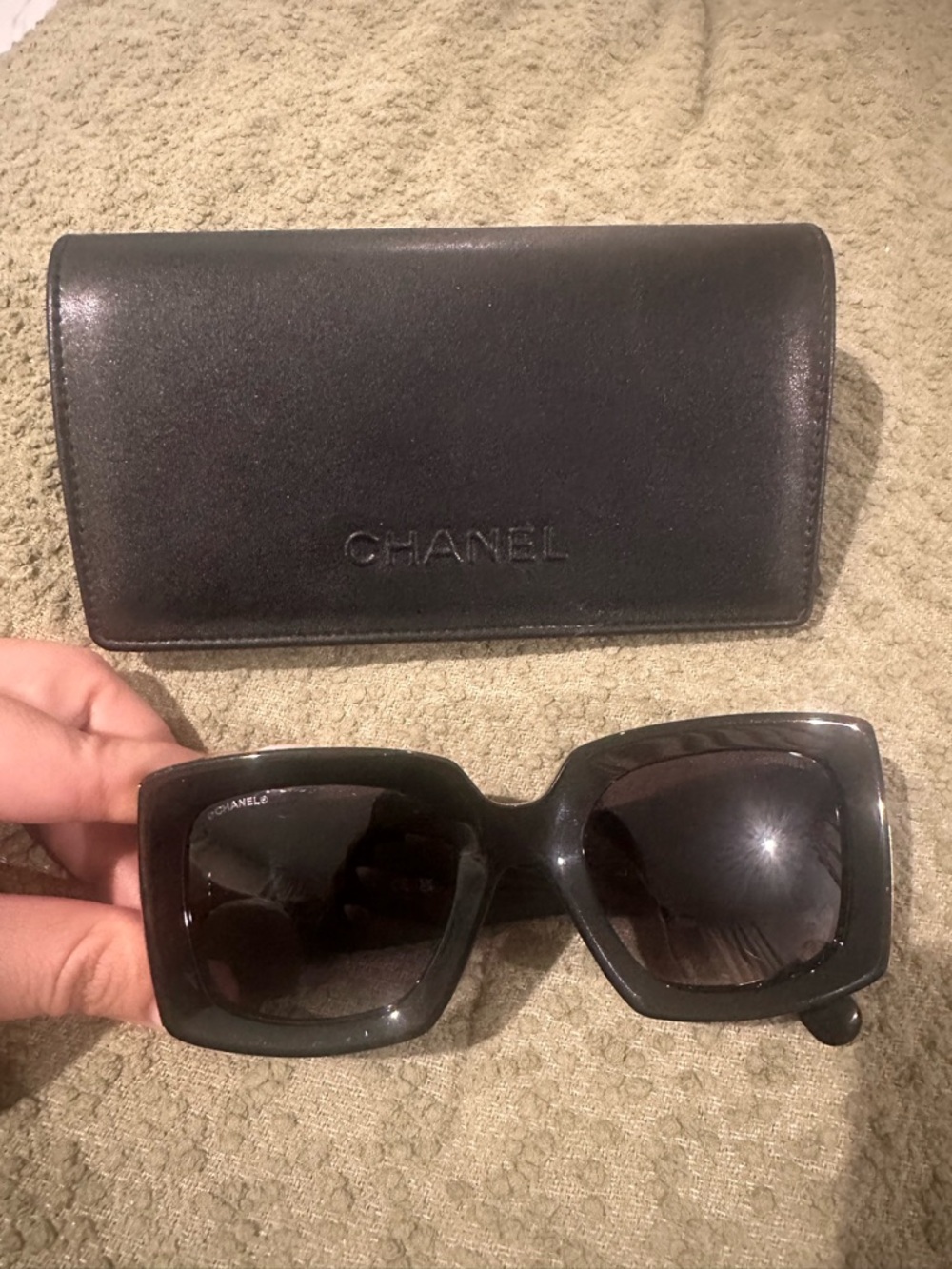 Authentic Chanel rectangle sunglasses - Picture 10 of 11